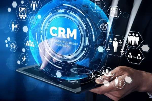 CRM TÁC ĐỘNG ĐẾN THƯƠNG HIỆU VÀ TÀI CHÍNH DOANH NGHIỆP NHƯ THẾ NÀO?