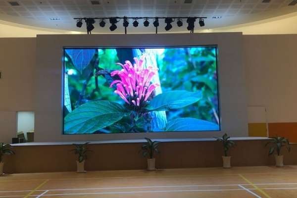 CÔNG NGHỆ MÀN HÌNH LED LÀ GÌ? CÓ ĐẶC ĐIỂM GÌ NỔI BẬT